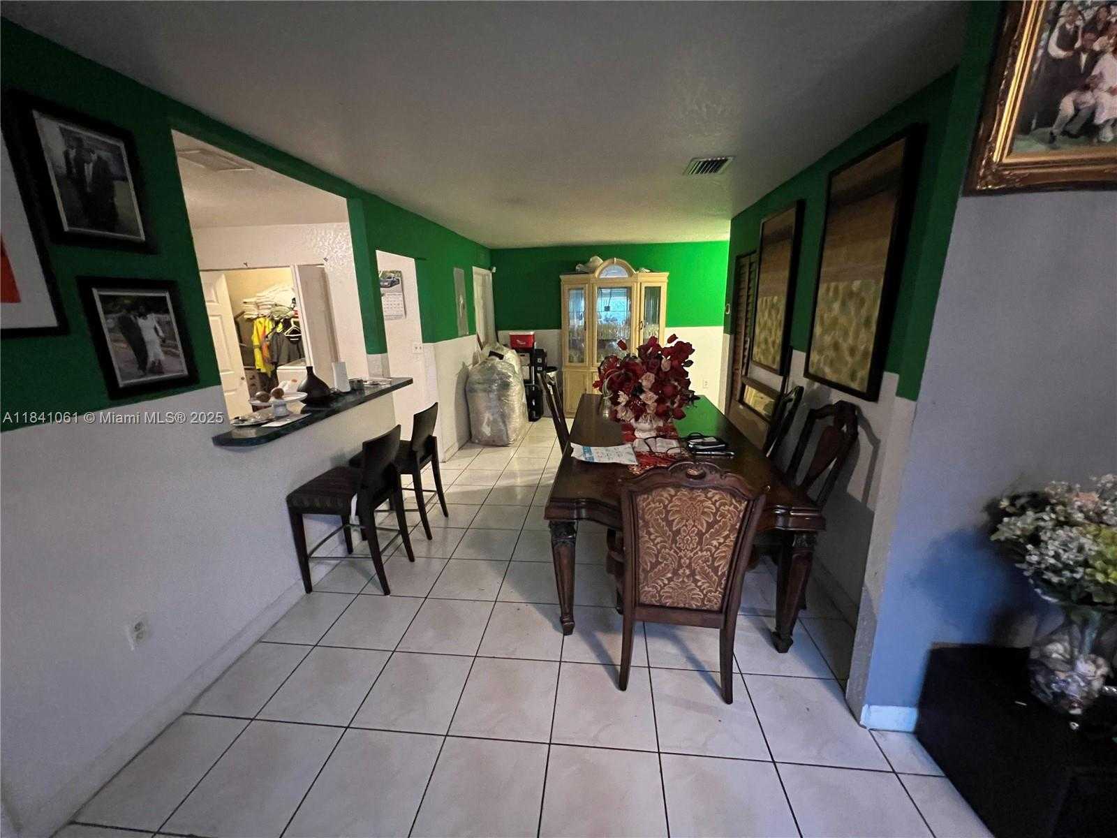 Small Image of 2241 NORTH WEST 170TH ST, Miami Gardens Number 4