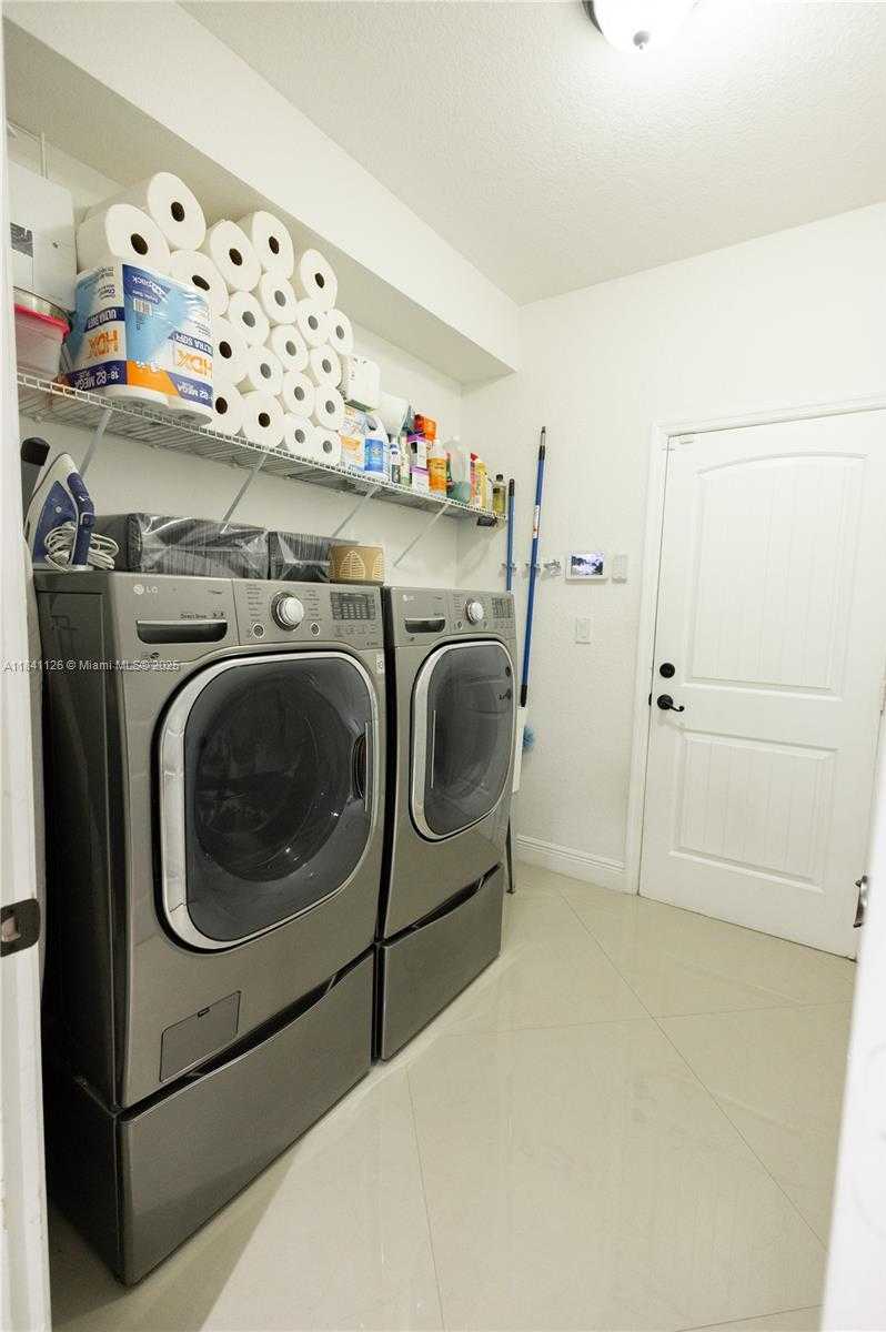 Small Image of 2133 NORTH WEST 14TH PL, Homestead Number 13