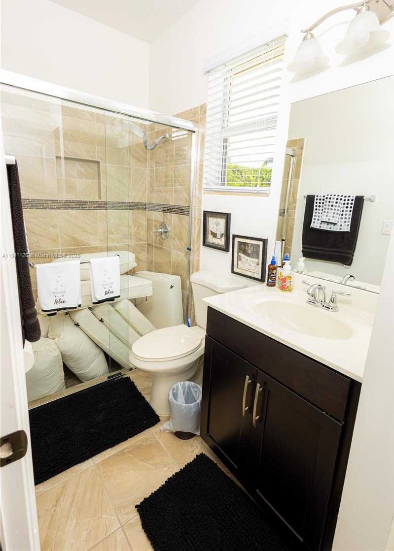 Small Image of 2133 NORTH WEST 14TH PL, Homestead Number 17