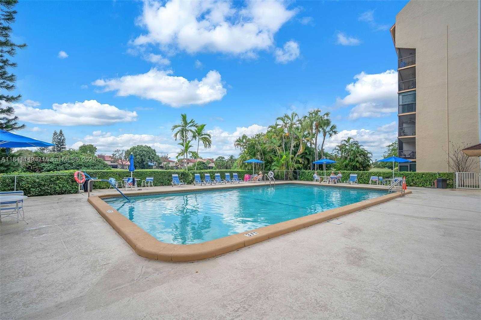 Small Image of 3671 ENVIRON BLVD, Lauderhill Number 23