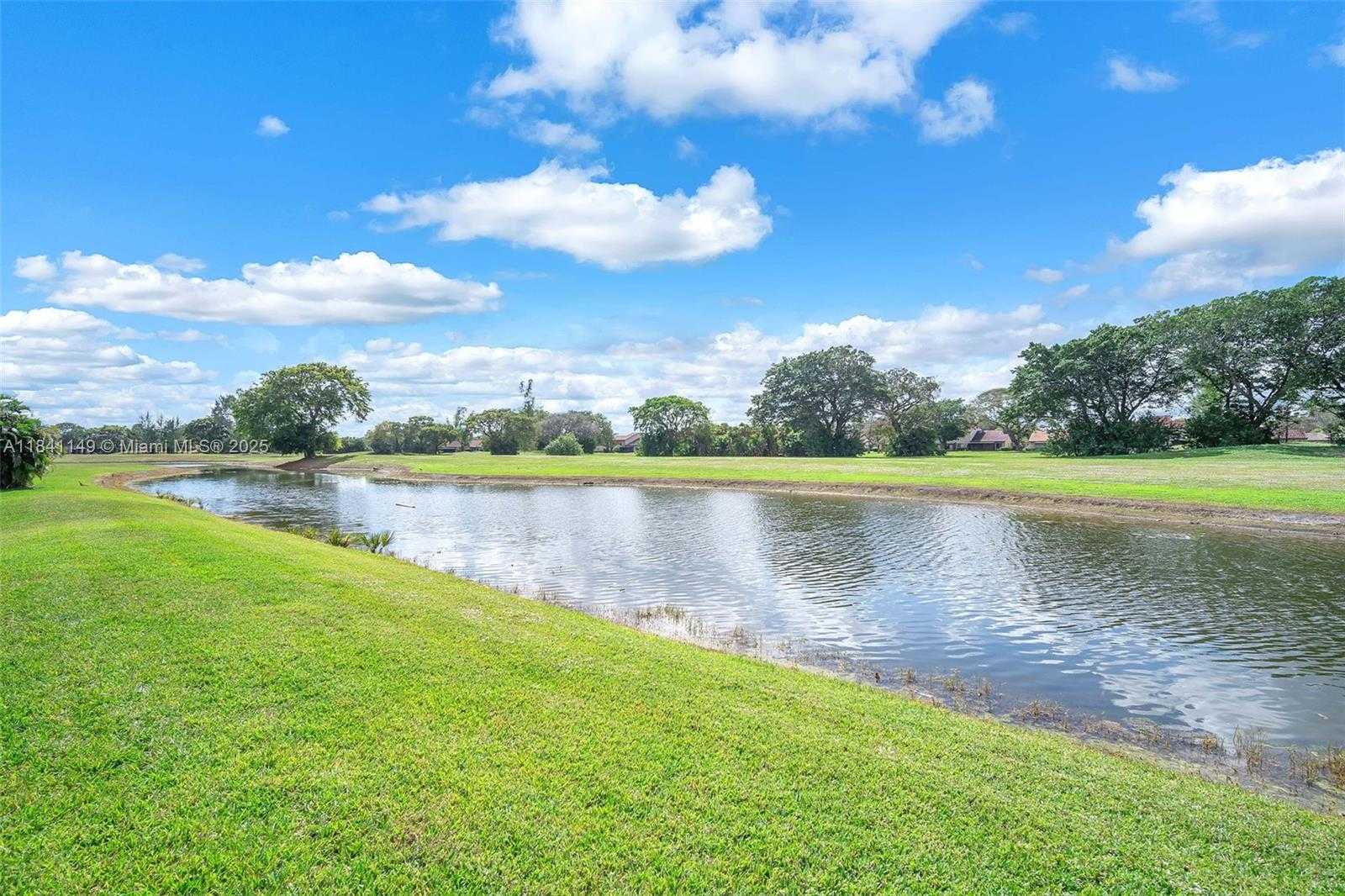 Small Image of 3671 ENVIRON BLVD, Lauderhill Number 25