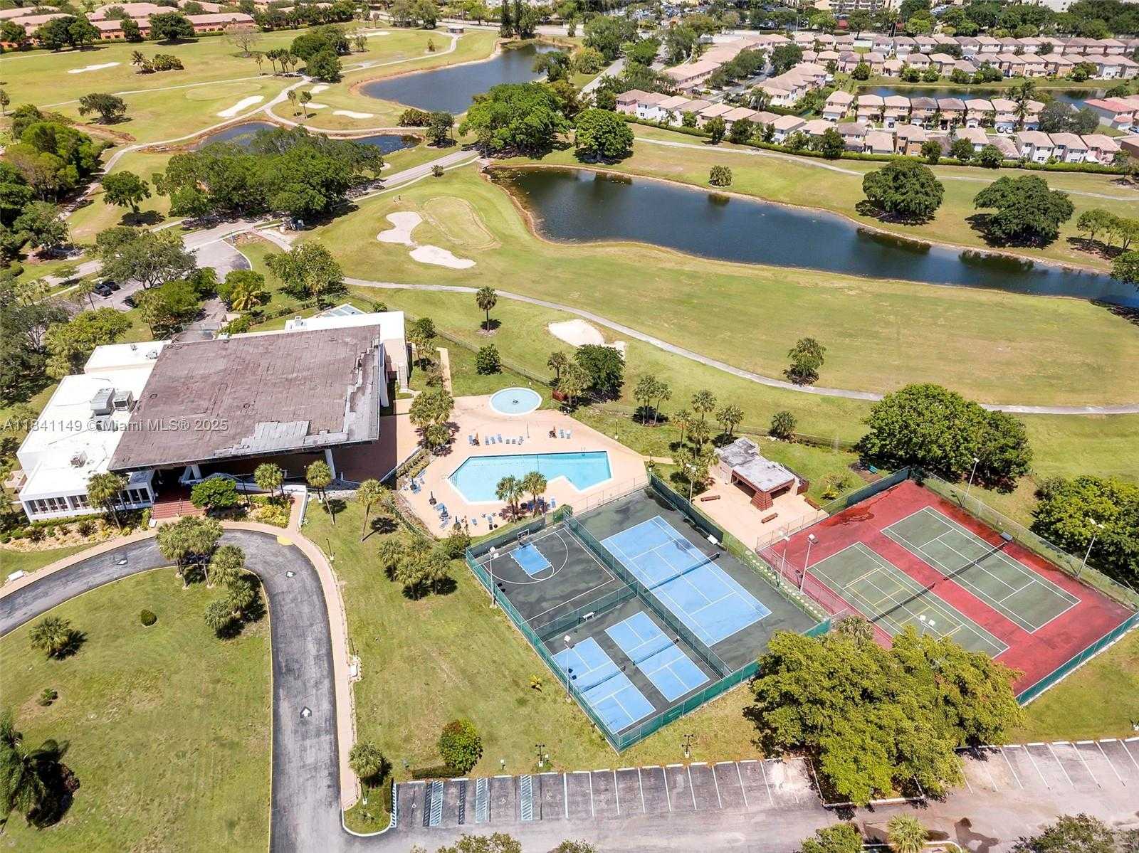Small Image of 3671 ENVIRON BLVD, Lauderhill Number 6