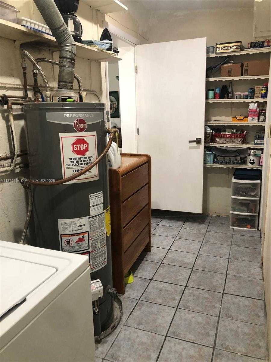 Small Image of 19711 WHISPERING PINES RD, Cutler Bay Number 26