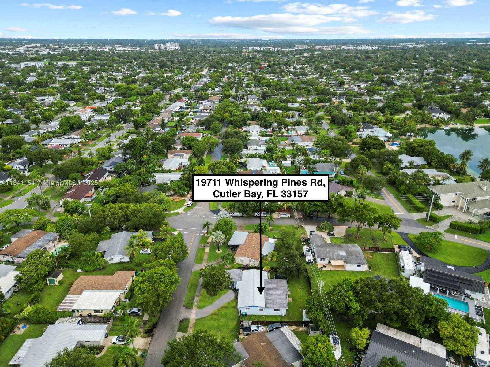 Small Image of 19711 WHISPERING PINES RD, Cutler Bay Number 35