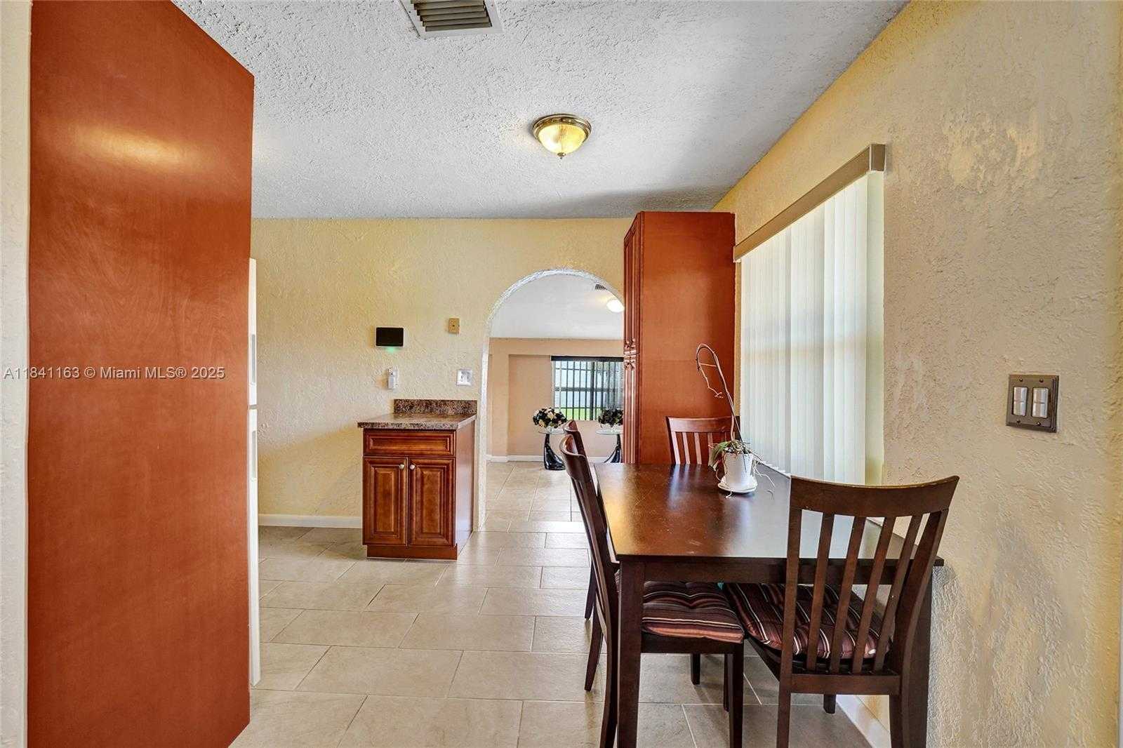 Small Image of 2751 NORTH WEST 24TH CT, Fort Lauderdale Number 17
