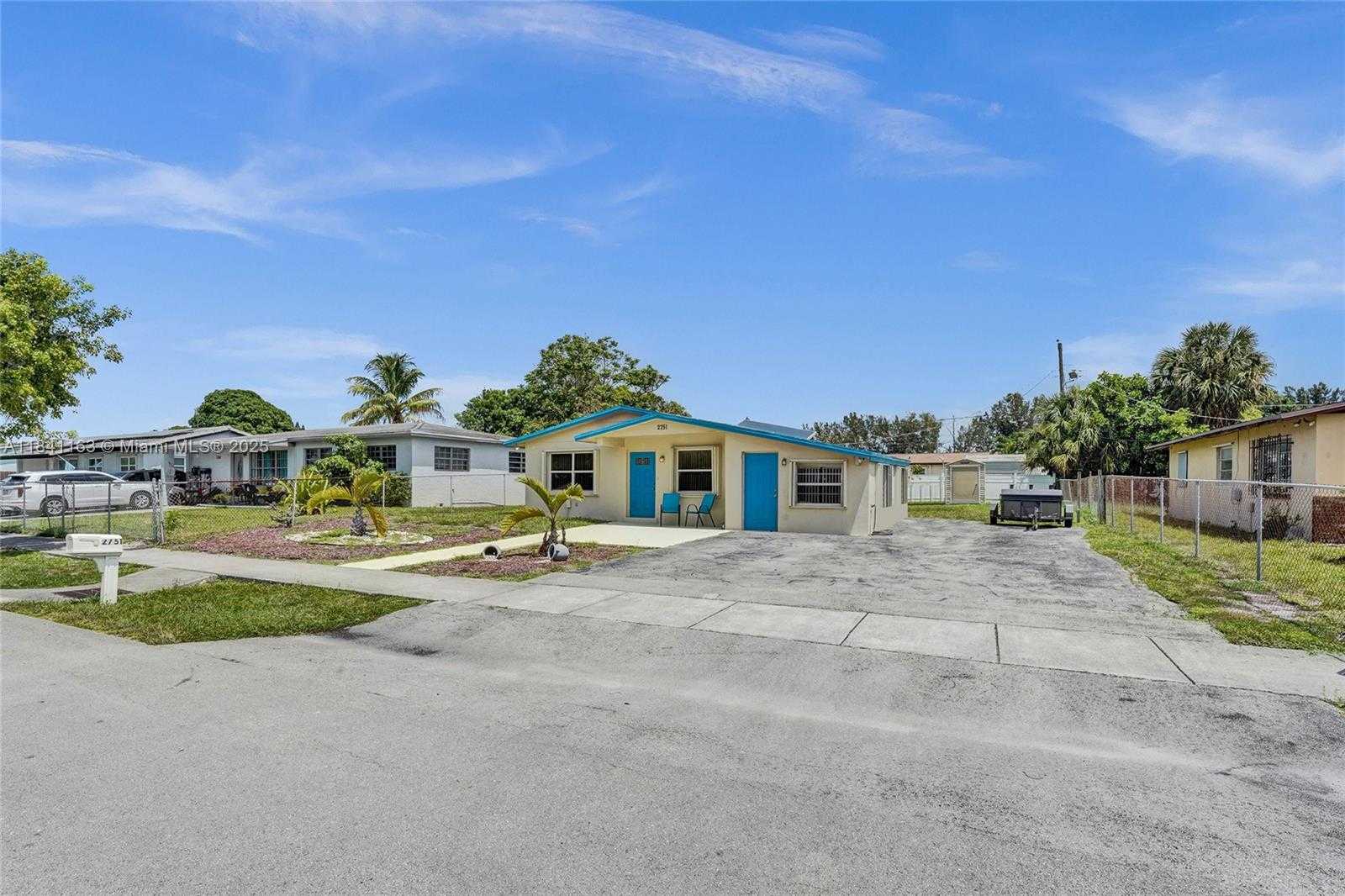 Small Image of 2751 NORTH WEST 24TH CT, Fort Lauderdale Number 2