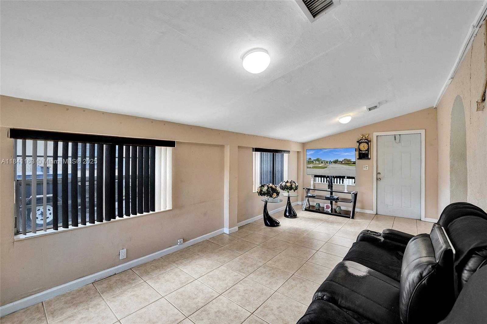 Small Image of 2751 NORTH WEST 24TH CT, Fort Lauderdale Number 29