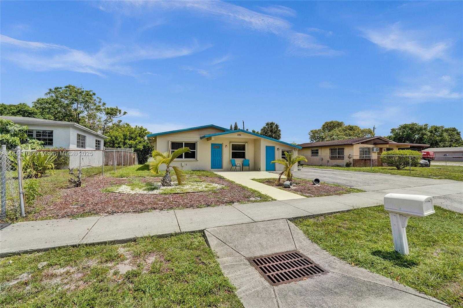 Small Image of 2751 NORTH WEST 24TH CT, Fort Lauderdale Number 4