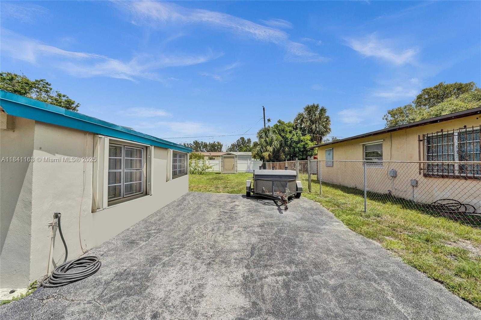 Small Image of 2751 NORTH WEST 24TH CT, Fort Lauderdale Number 47