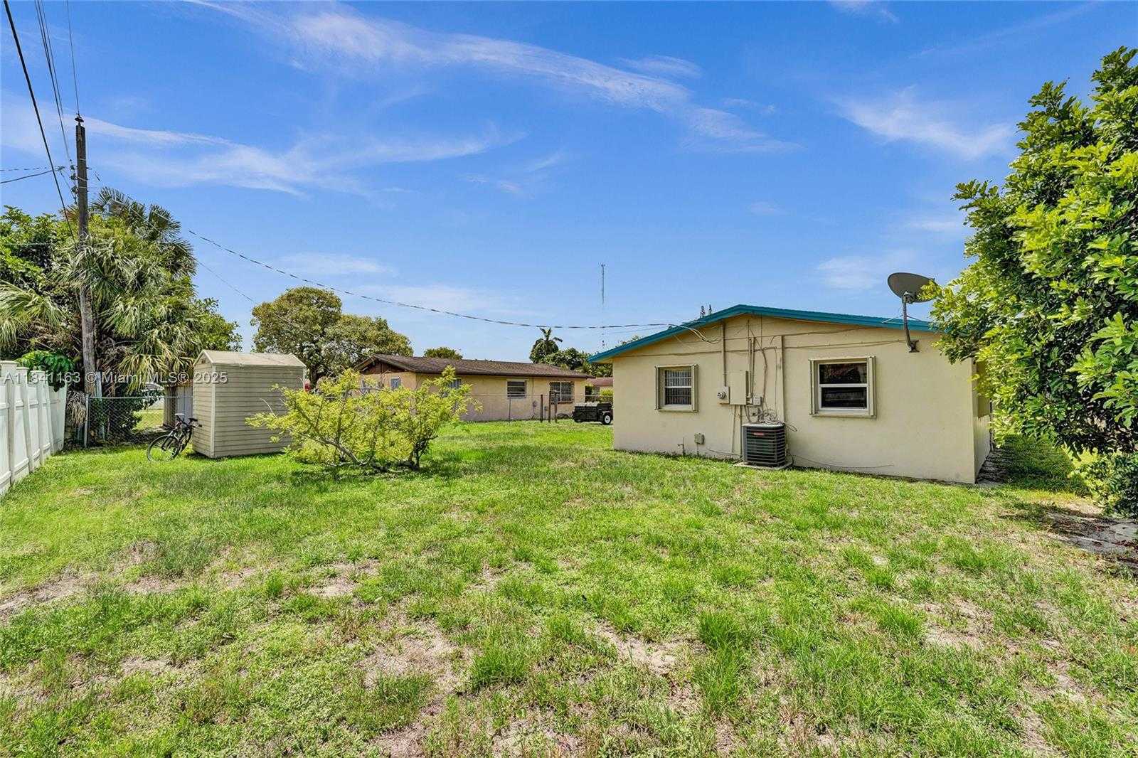 Small Image of 2751 NORTH WEST 24TH CT, Fort Lauderdale Number 54