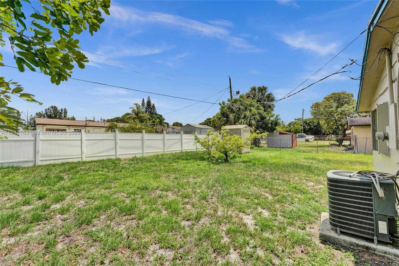 Small Image of 2751 NORTH WEST 24TH CT, Fort Lauderdale Number 56
