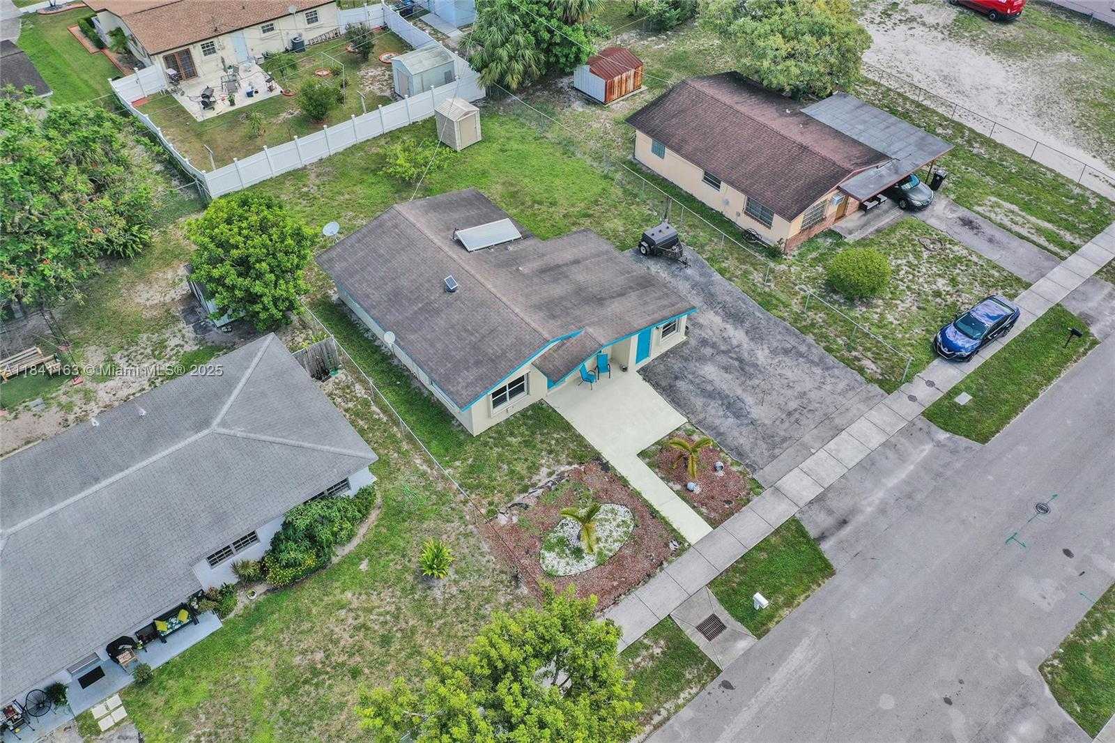 Small Image of 2751 NORTH WEST 24TH CT, Fort Lauderdale Number 59