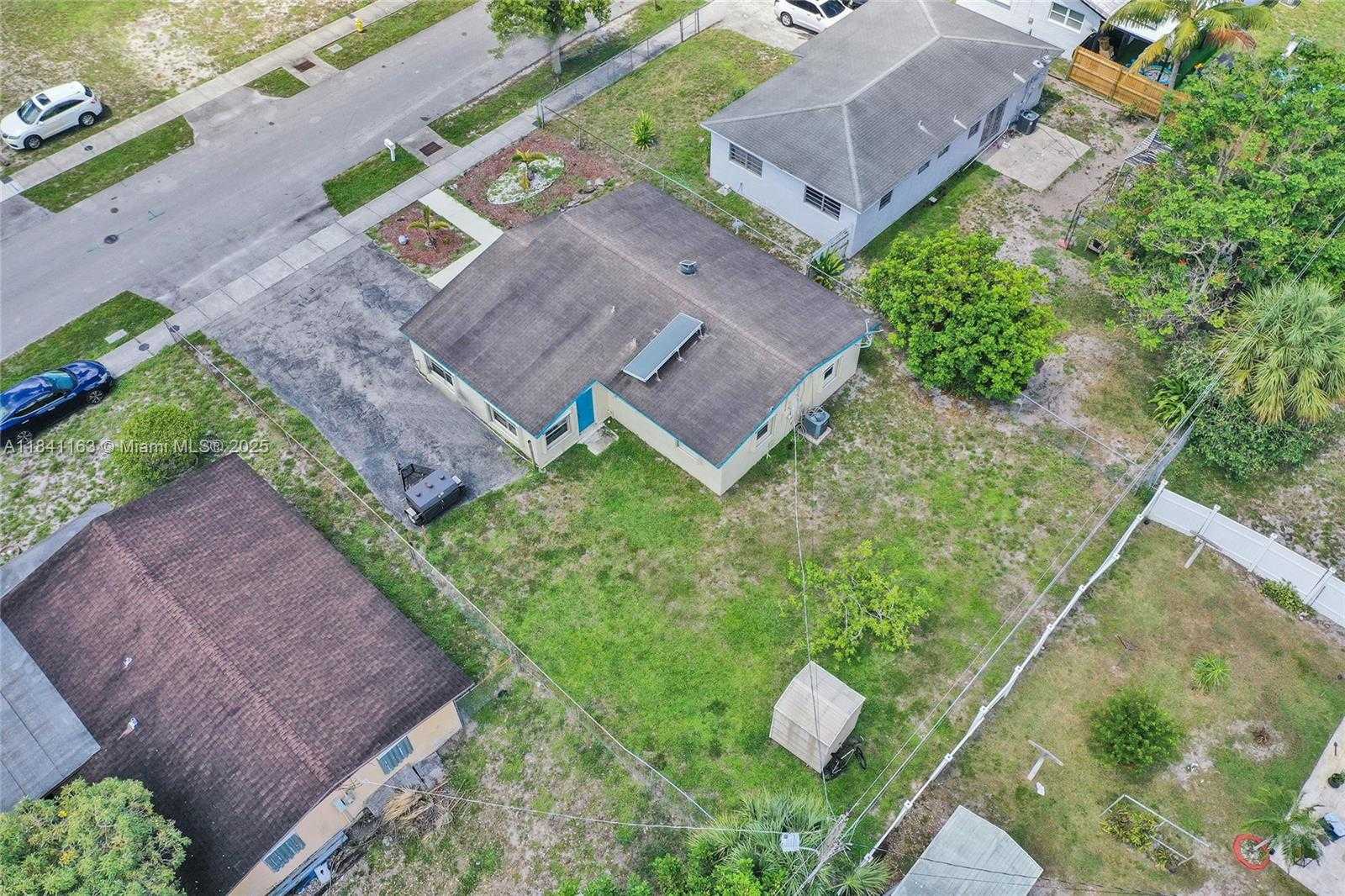 Small Image of 2751 NORTH WEST 24TH CT, Fort Lauderdale Number 62