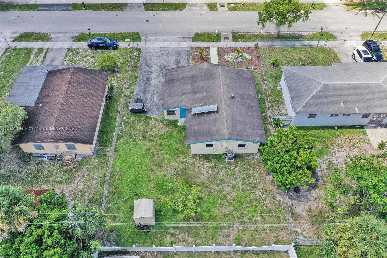 Small Image of 2751 NORTH WEST 24TH CT, Fort Lauderdale Number 63