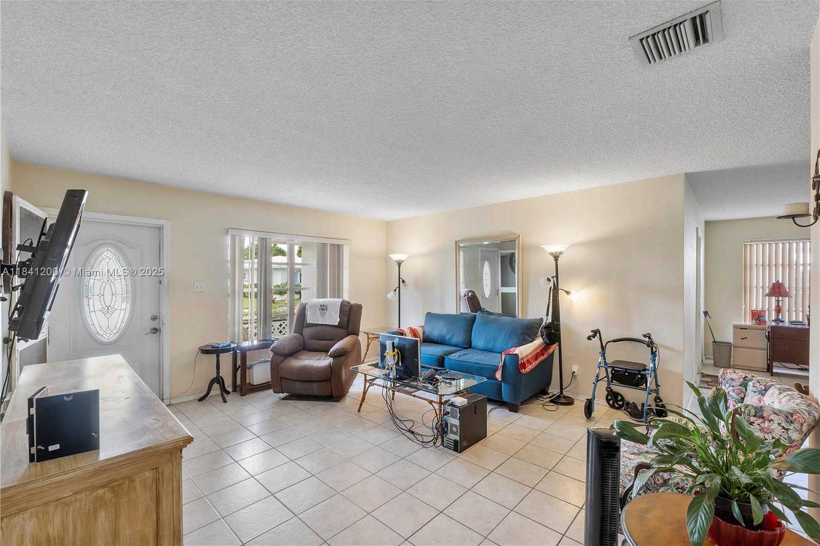 Small Image of 7104 NORTH WEST 71ST AVE, Tamarac Number 5