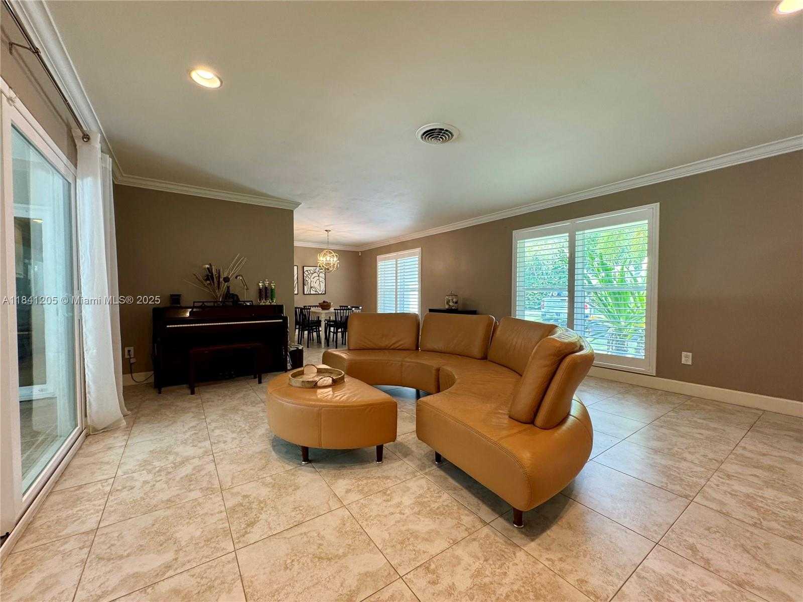 Small Image of 7450 SOUTH WEST 165TH TER, Palmetto Bay Number 16