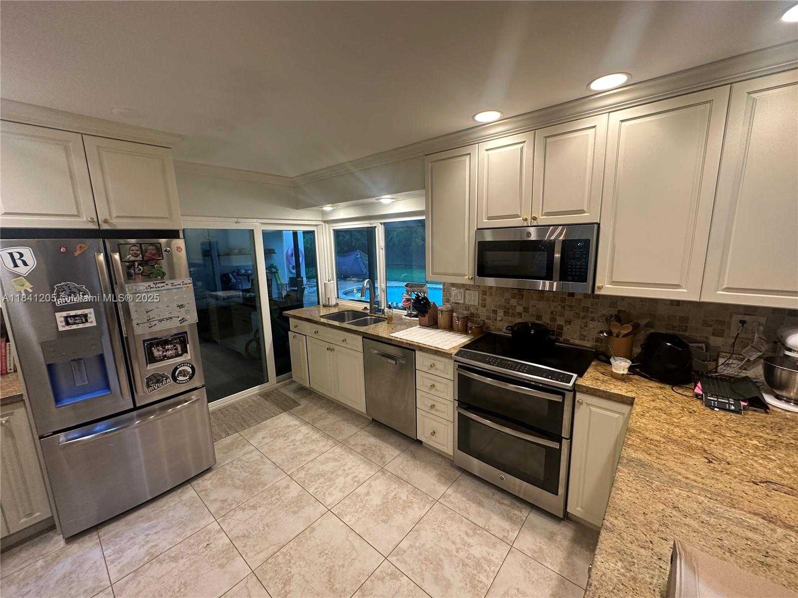 Small Image of 7450 SOUTH WEST 165TH TER, Palmetto Bay Number 19