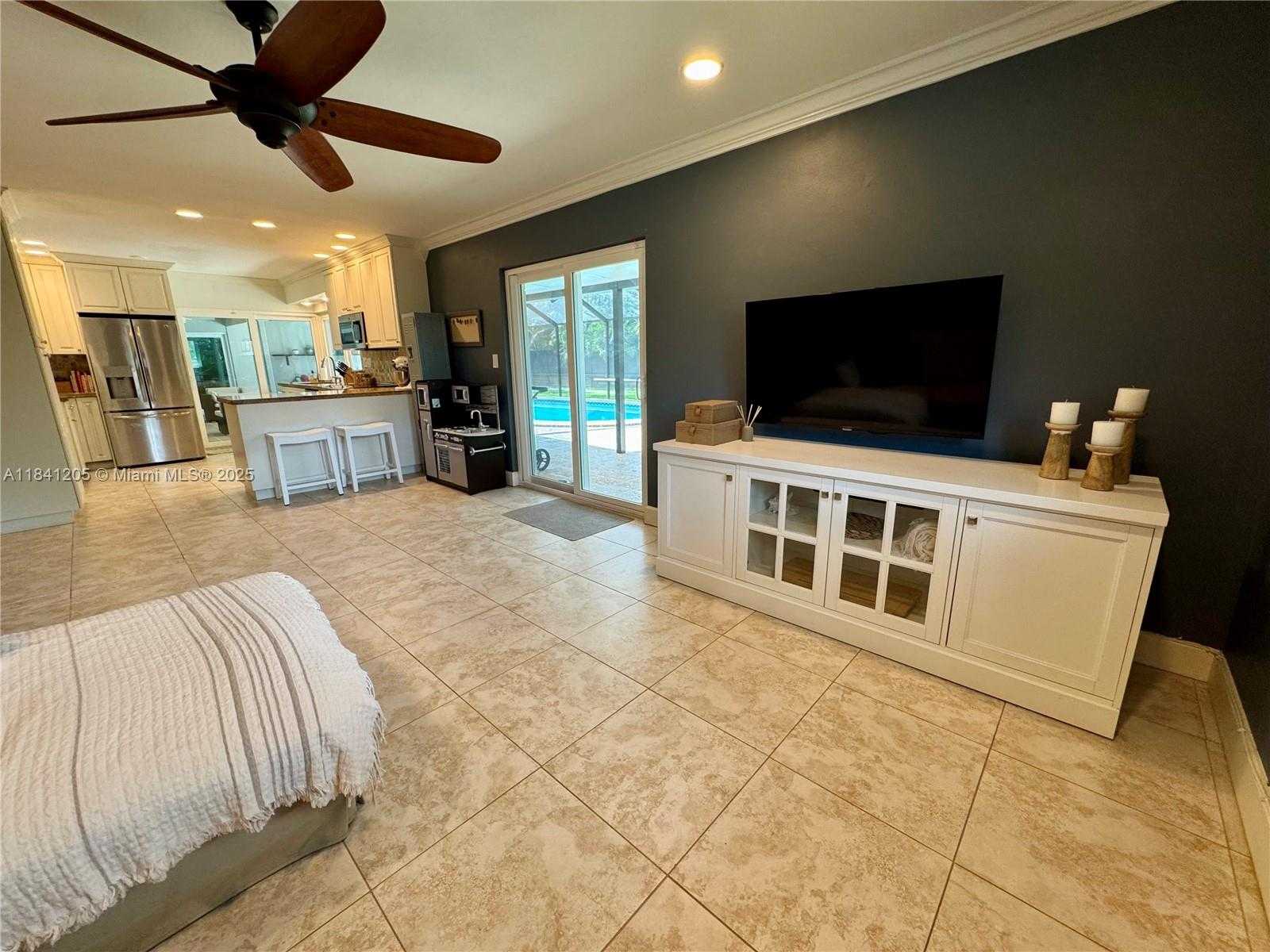 Small Image of 7450 SOUTH WEST 165TH TER, Palmetto Bay Number 24