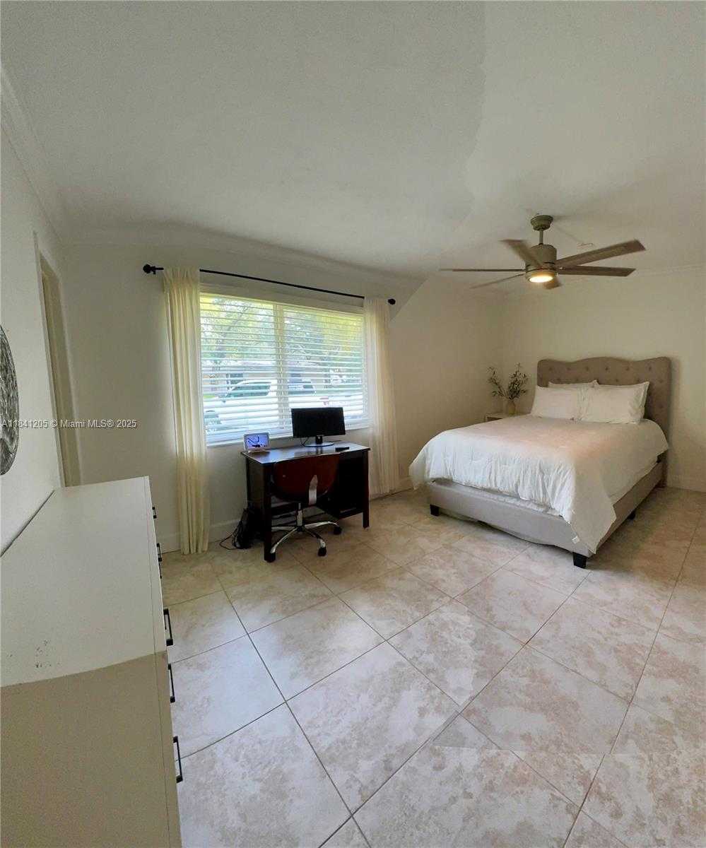 Small Image of 7450 SOUTH WEST 165TH TER, Palmetto Bay Number 33