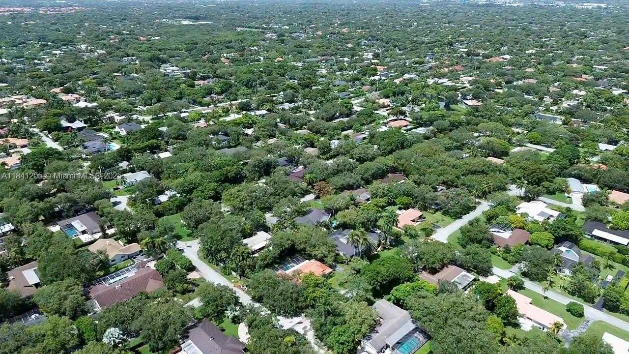 Small Image of 7450 SOUTH WEST 165TH TER, Palmetto Bay Number 39