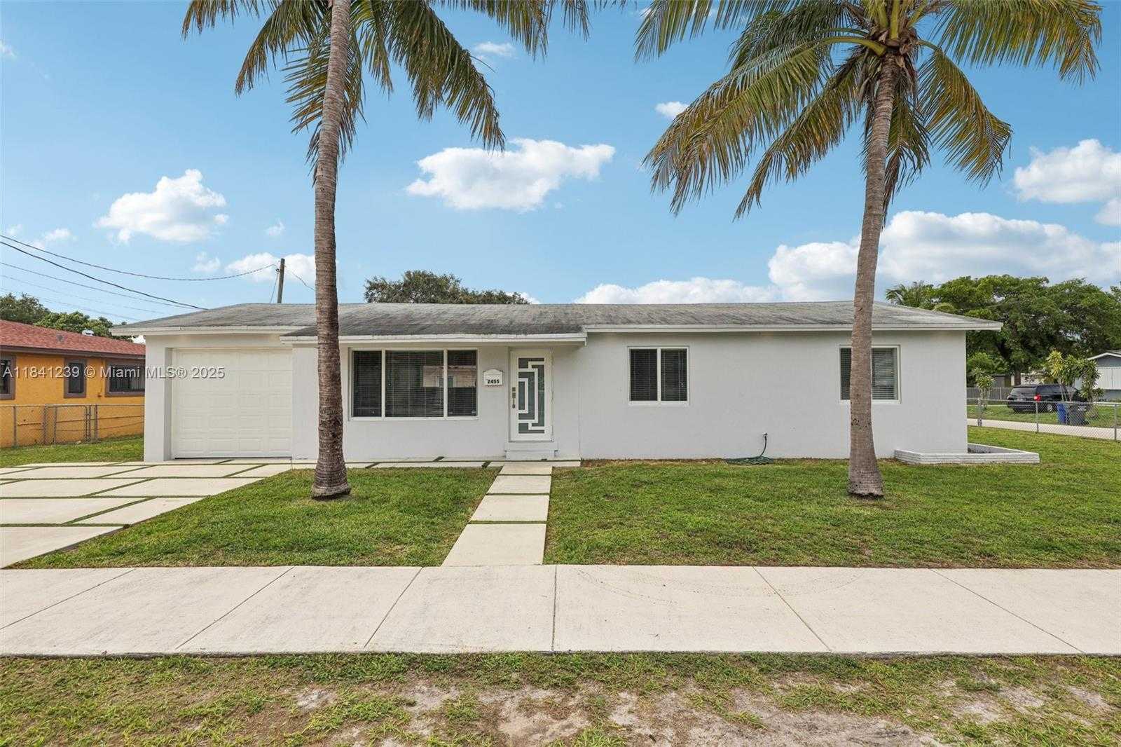 Small Image of 2455 WILEY CT, Hollywood Number 3