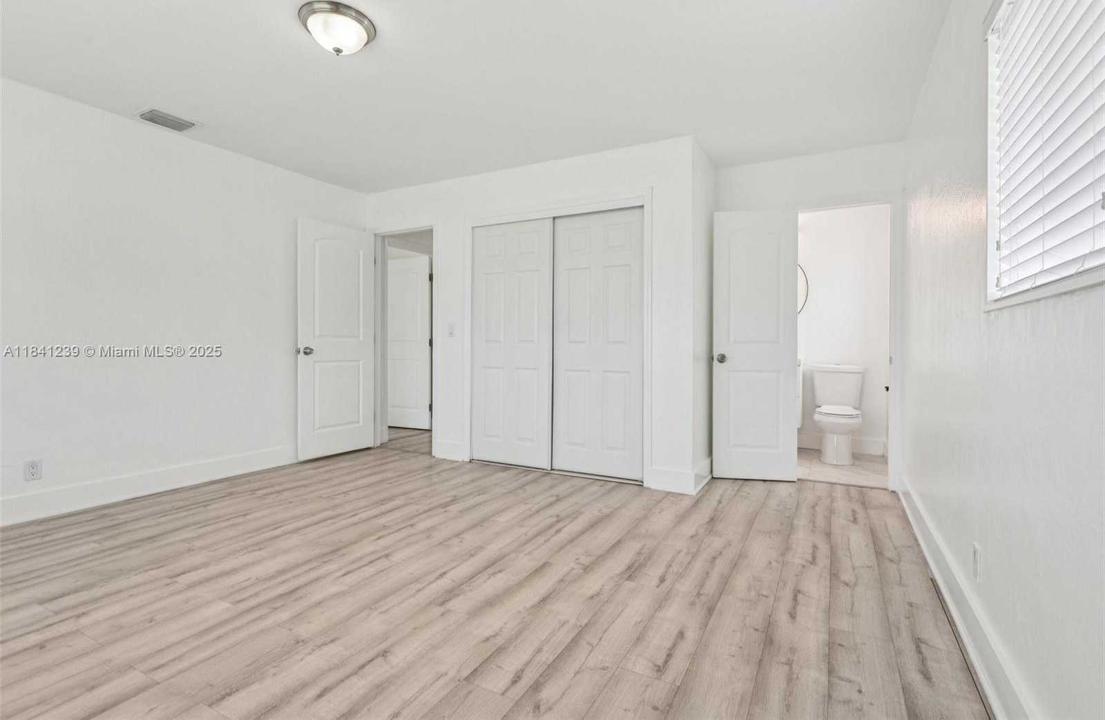 Small Image of 2455 WILEY CT, Hollywood Number 33