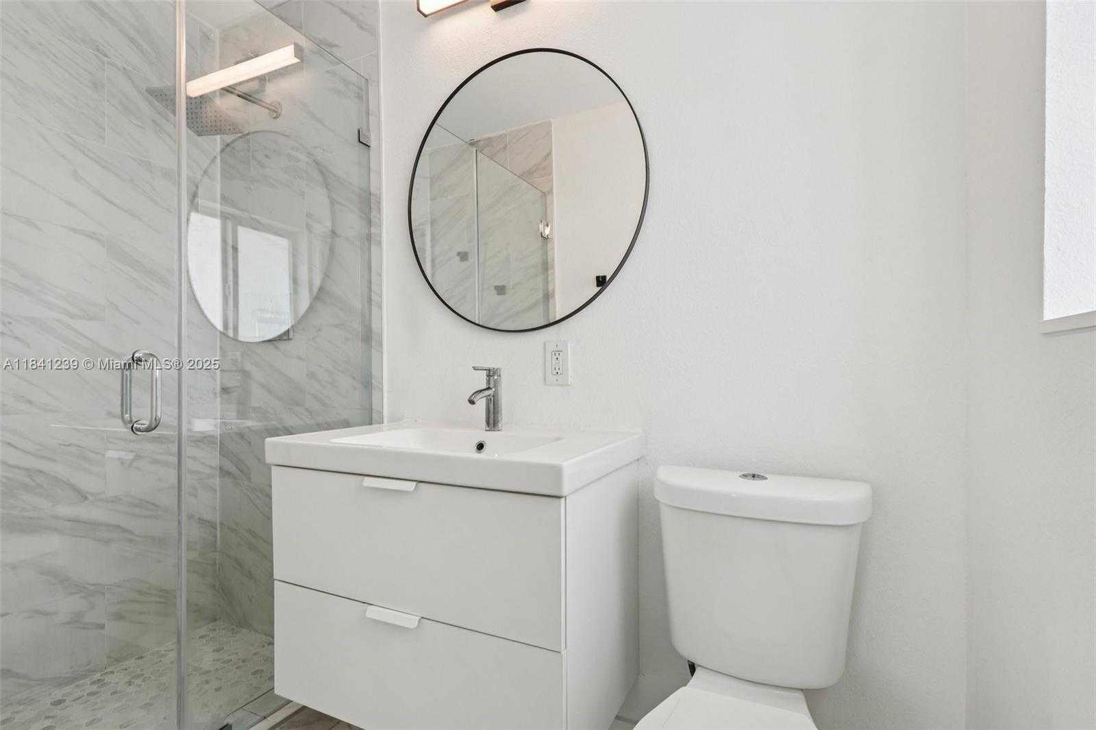 Small Image of 2455 WILEY CT, Hollywood Number 37