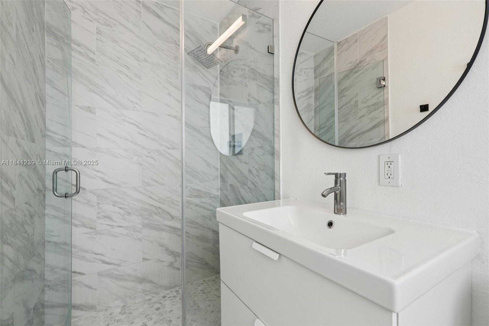 Small Image of 2455 WILEY CT, Hollywood Number 38