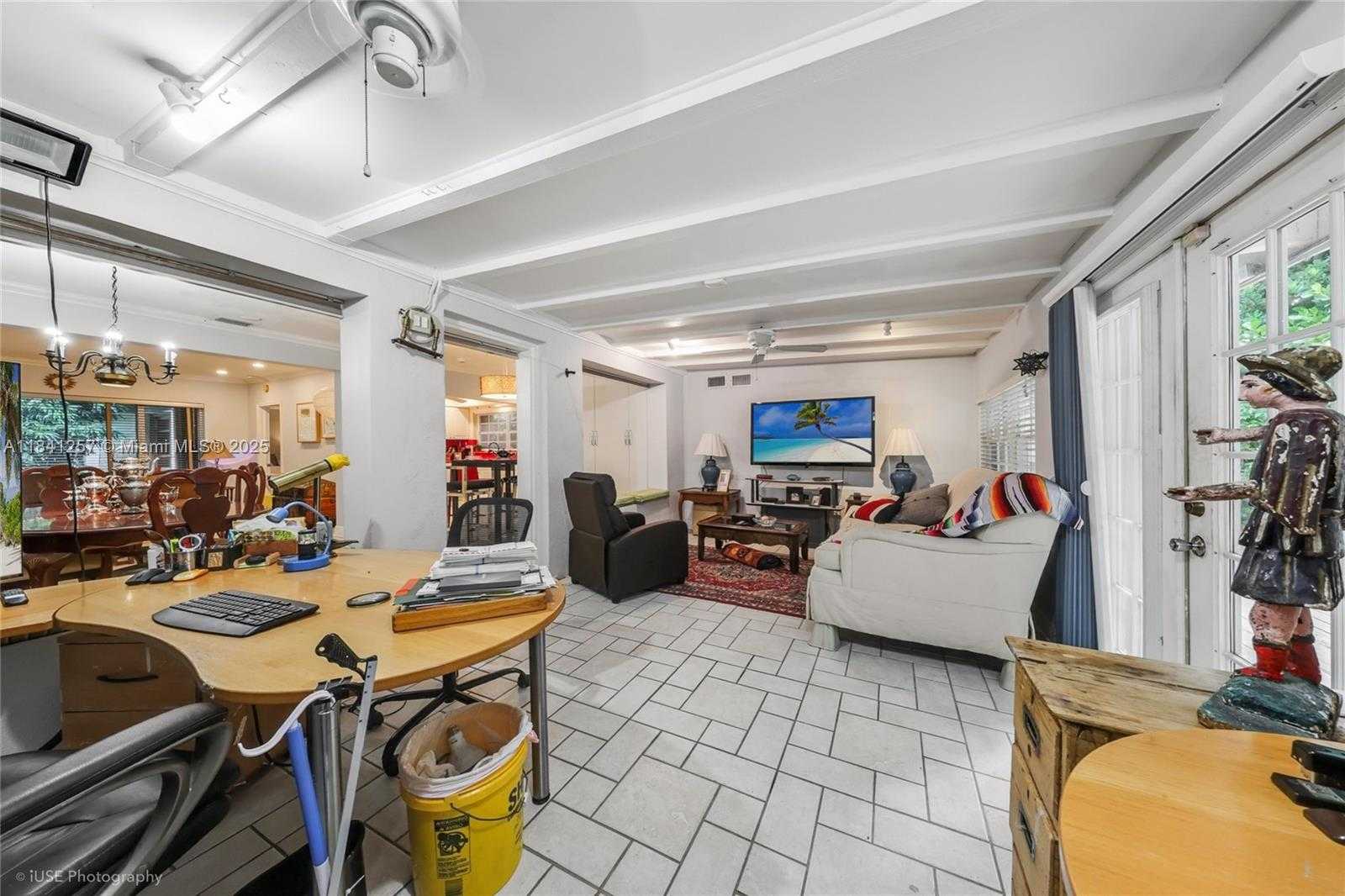 Small Image of 1615 SOUTH MIAMI AVE, Miami Number 14