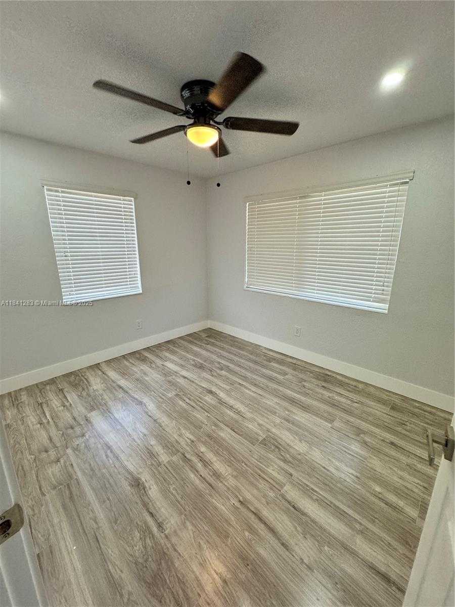 Small Image of 1649 NORTH EAST 30TH CT, Pompano Beach Number 10