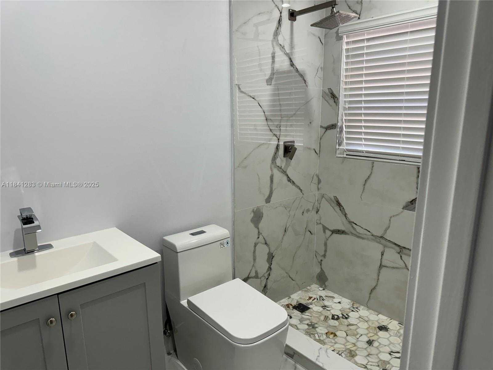 Small Image of 1649 NORTH EAST 30TH CT, Pompano Beach Number 12