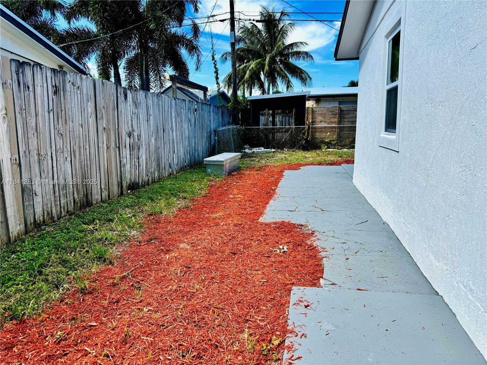 Small Image of 1649 NORTH EAST 30TH CT, Pompano Beach Number 21