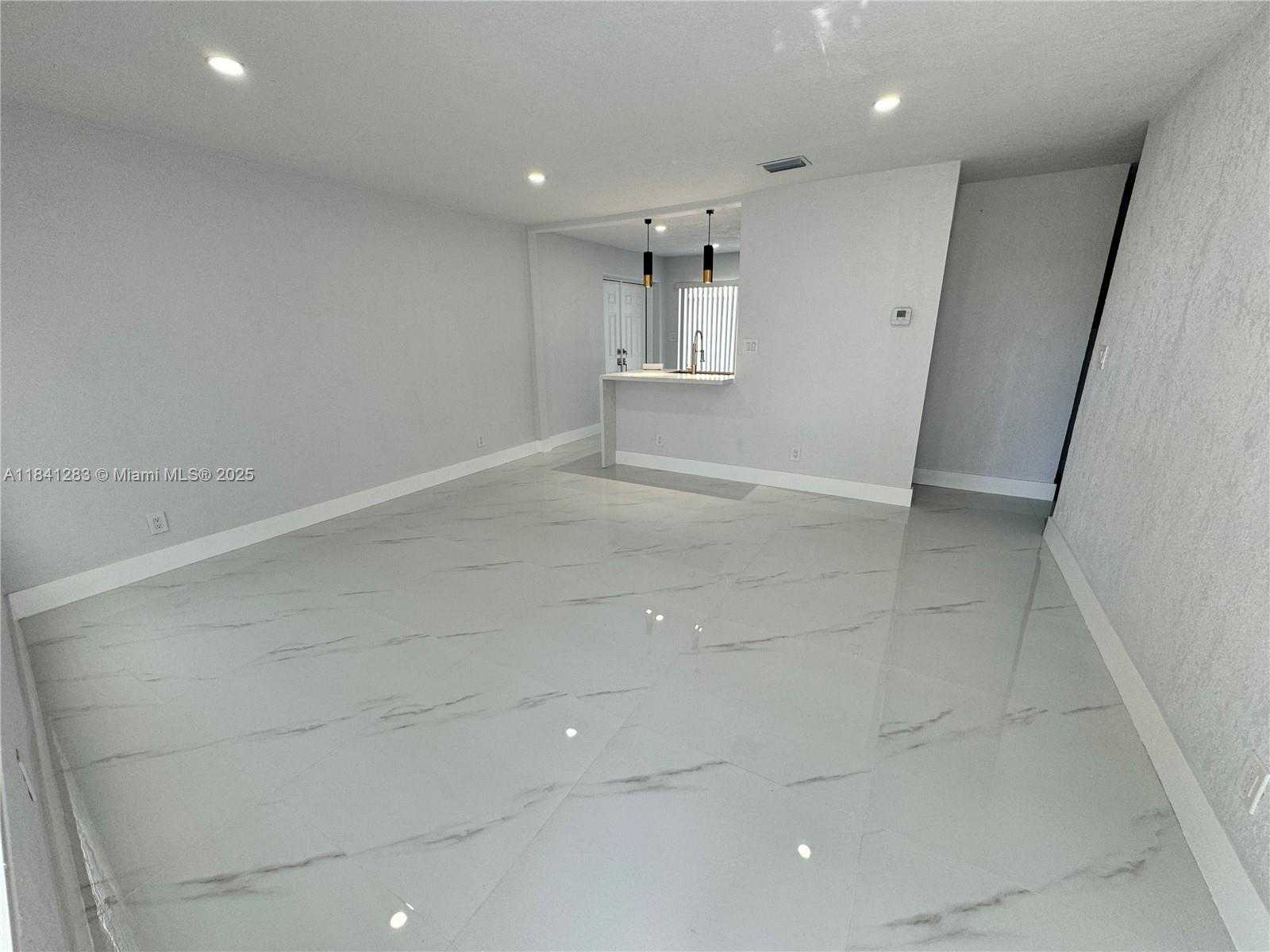 Small Image of 1649 NORTH EAST 30TH CT, Pompano Beach Number 4