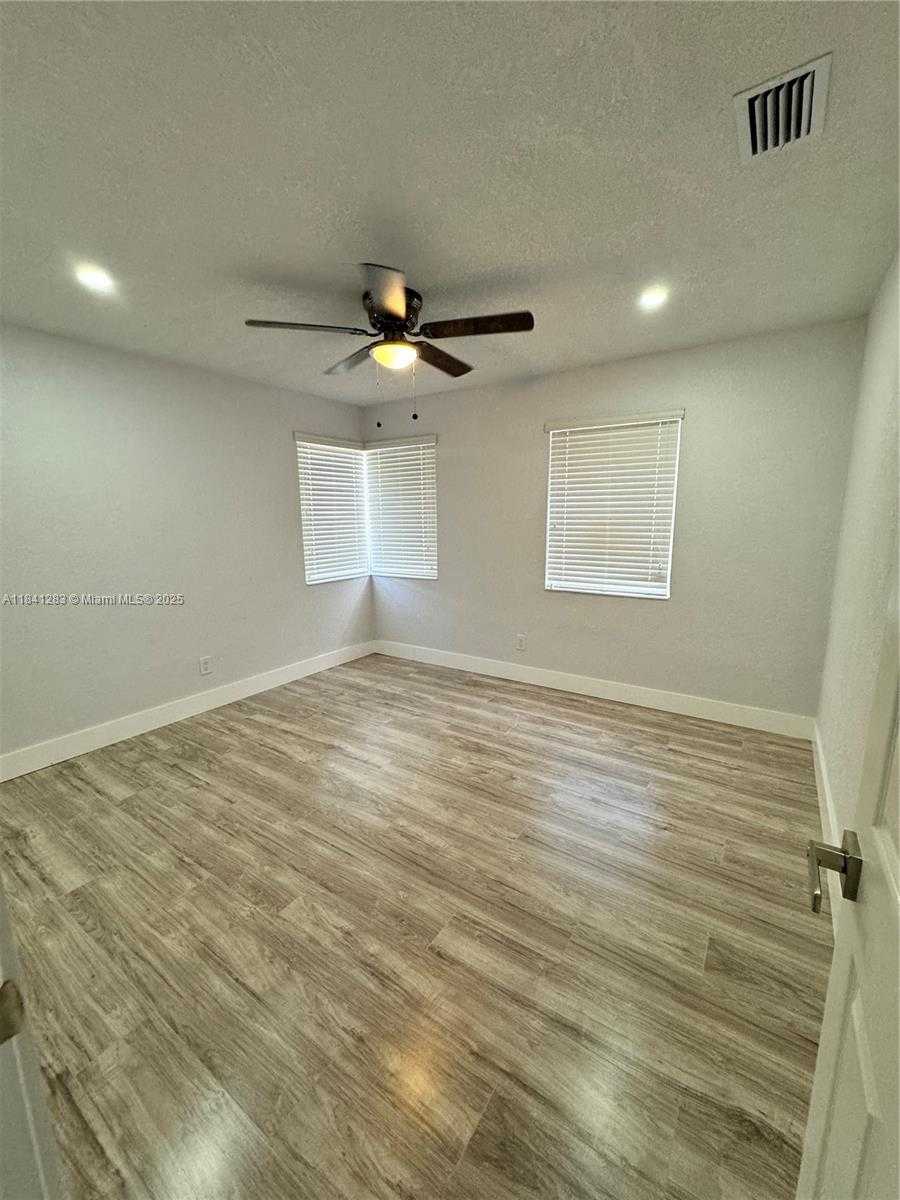Small Image of 1649 NORTH EAST 30TH CT, Pompano Beach Number 8