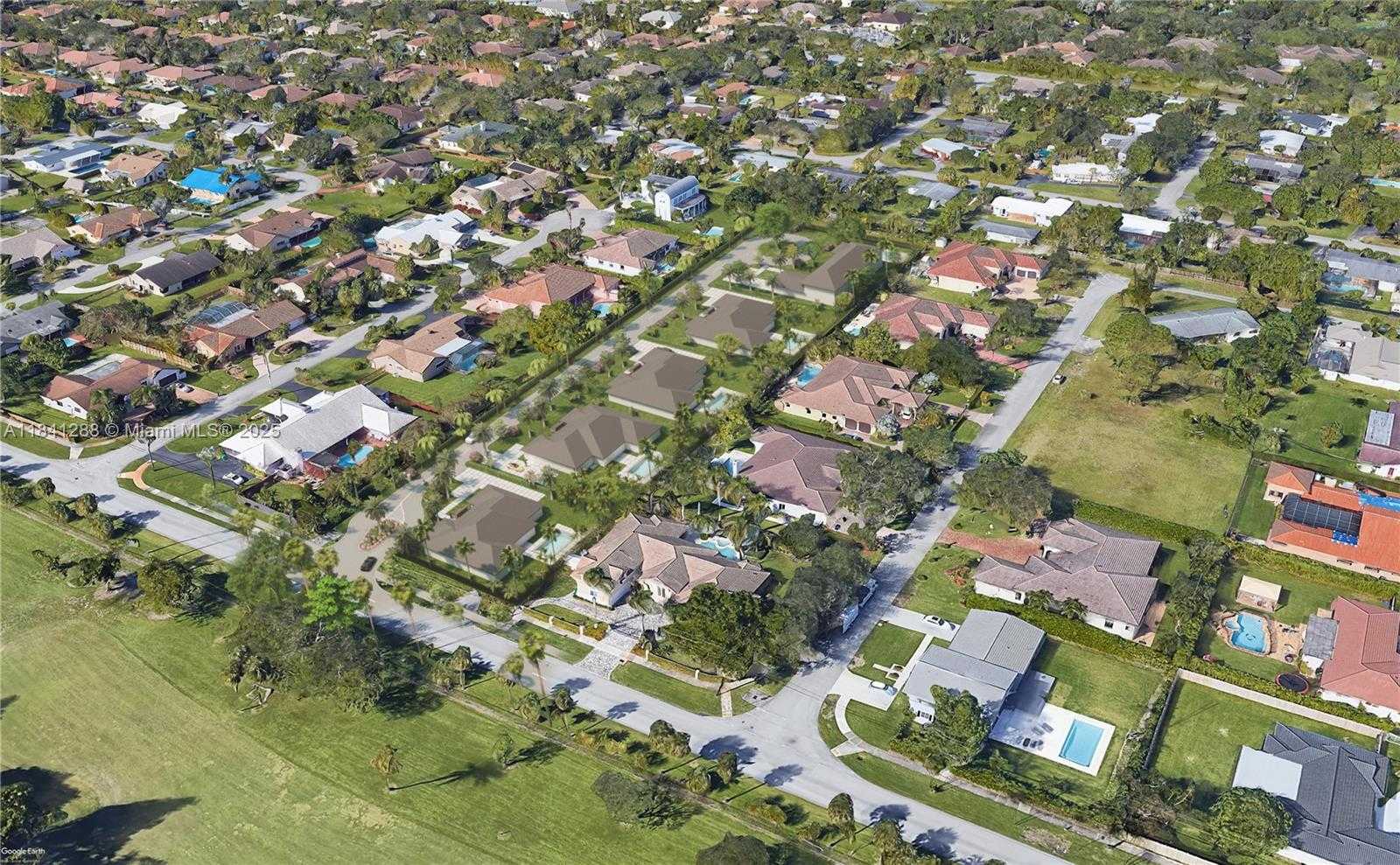 Small Image of 12641 SOUTH WEST 93RD CT, Miami Number 8