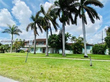 Small Image of 10900 NORTH BAYSHORE DR, Miami Number 11