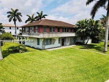 Small Image of 10900 NORTH BAYSHORE DR, Miami Number 23
