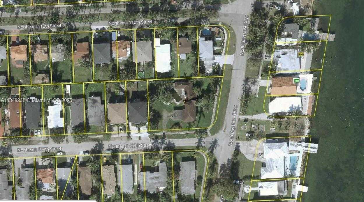 Small Image of 10900 NORTH BAYSHORE DR, Miami Number 5