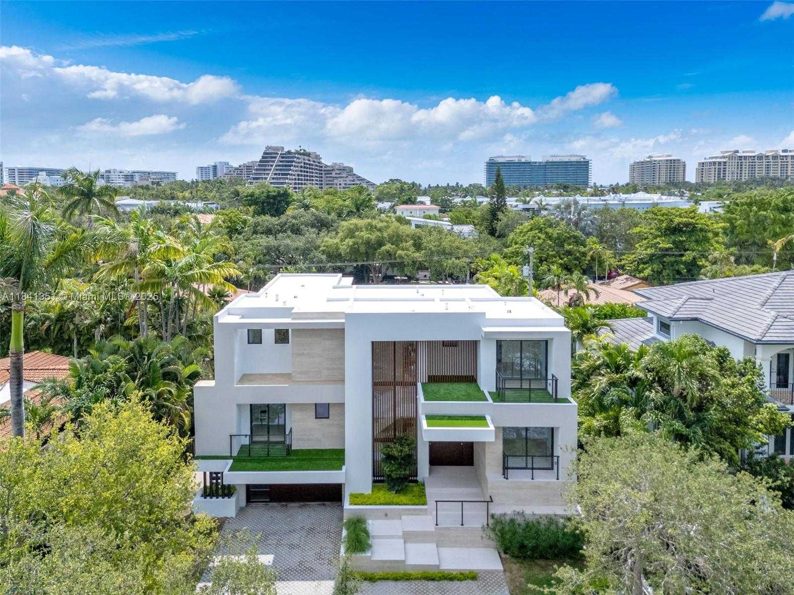Small Image of 285 WOODCREST RD, Key Biscayne Number 46