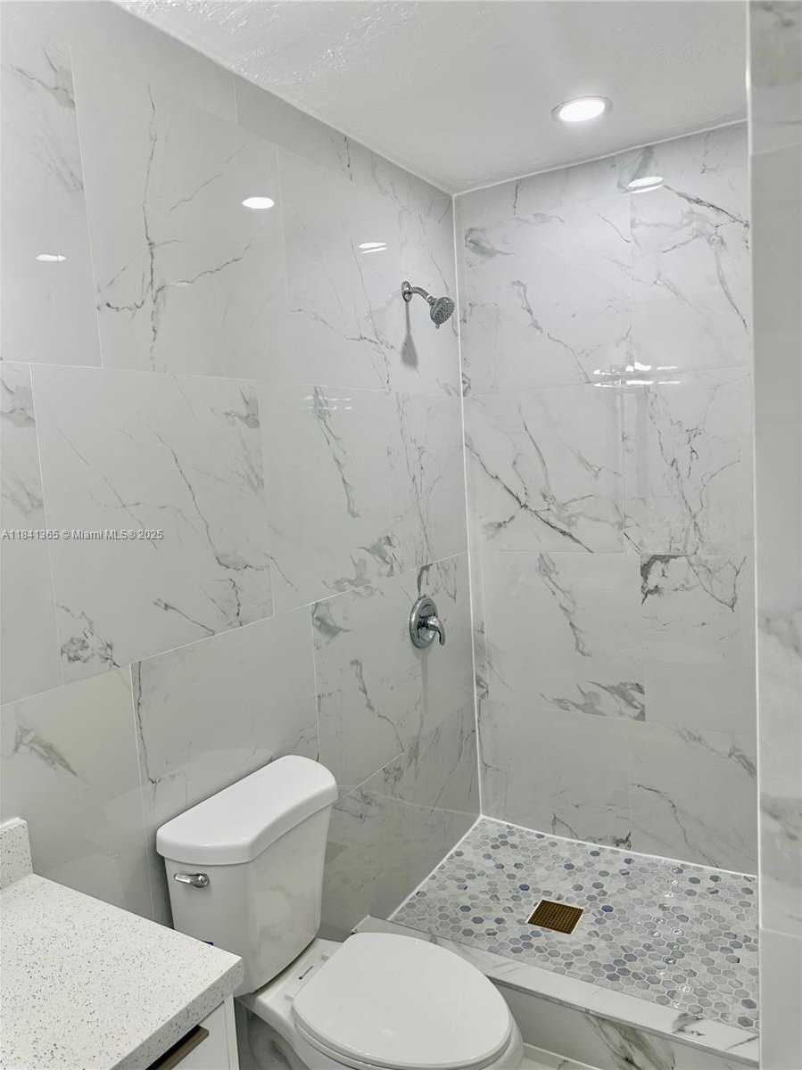 Small Image of 1130 SOUTH WEST 47TH AVE, Plantation Number 13
