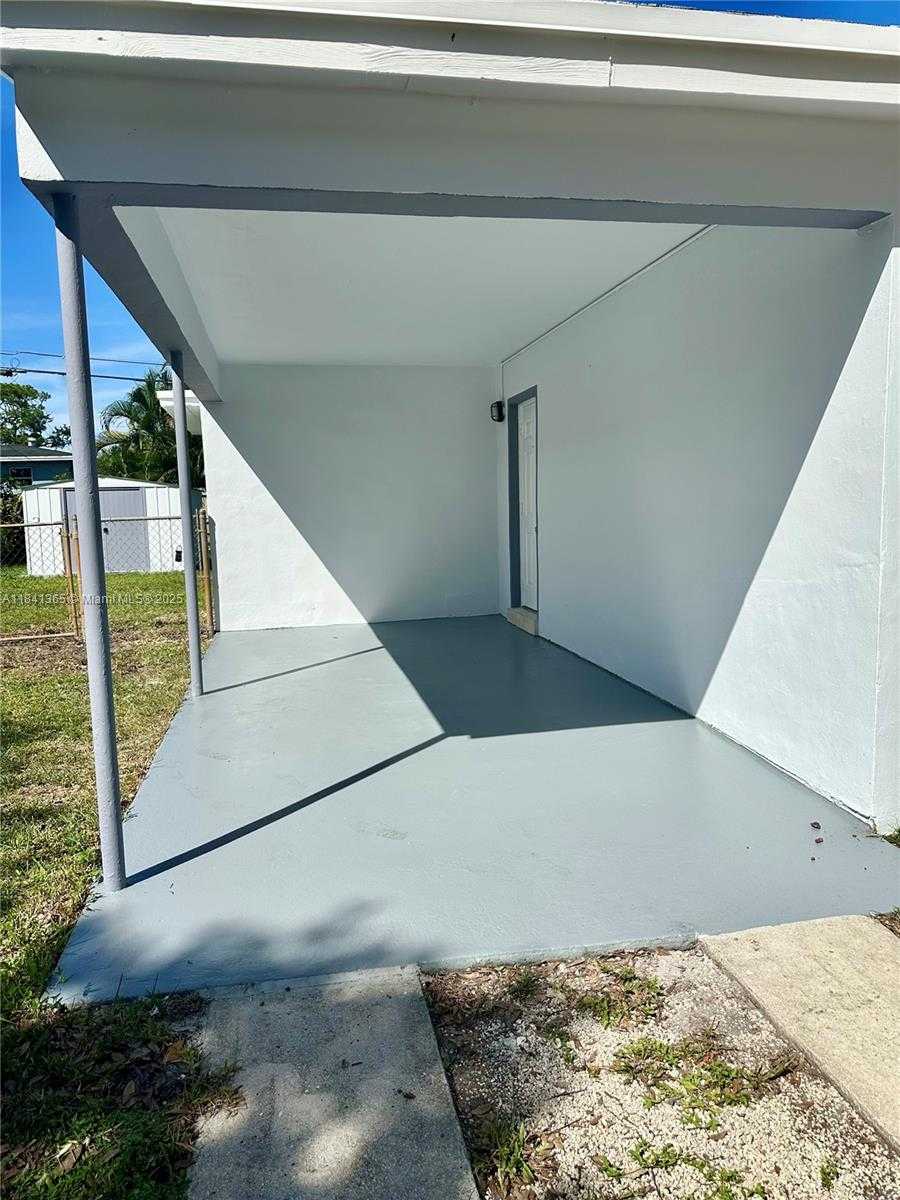 Small Image of 1130 SOUTH WEST 47TH AVE, Plantation Number 2