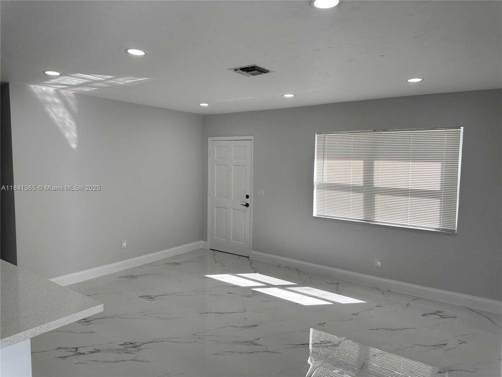 Small Image of 1130 SOUTH WEST 47TH AVE, Plantation Number 3