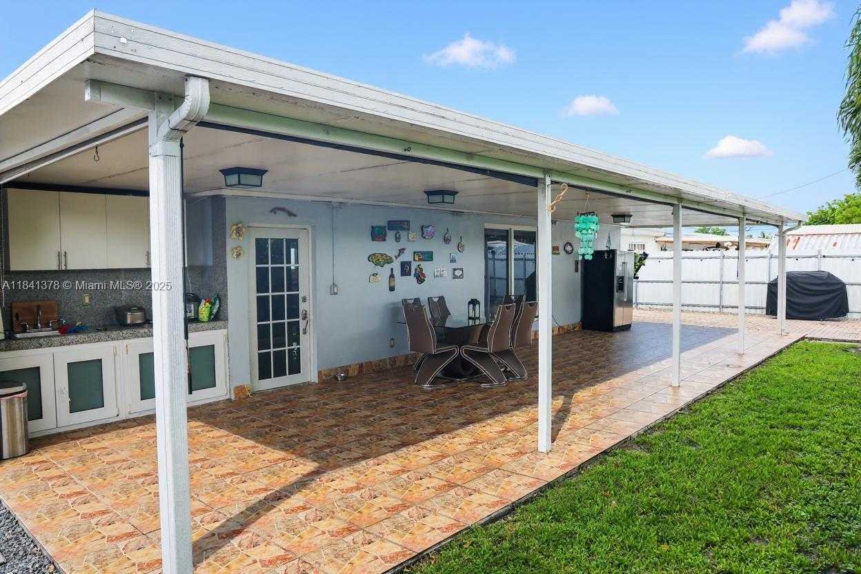 Small Image of 5535 WEST 13TH AVE, Hialeah Number 8