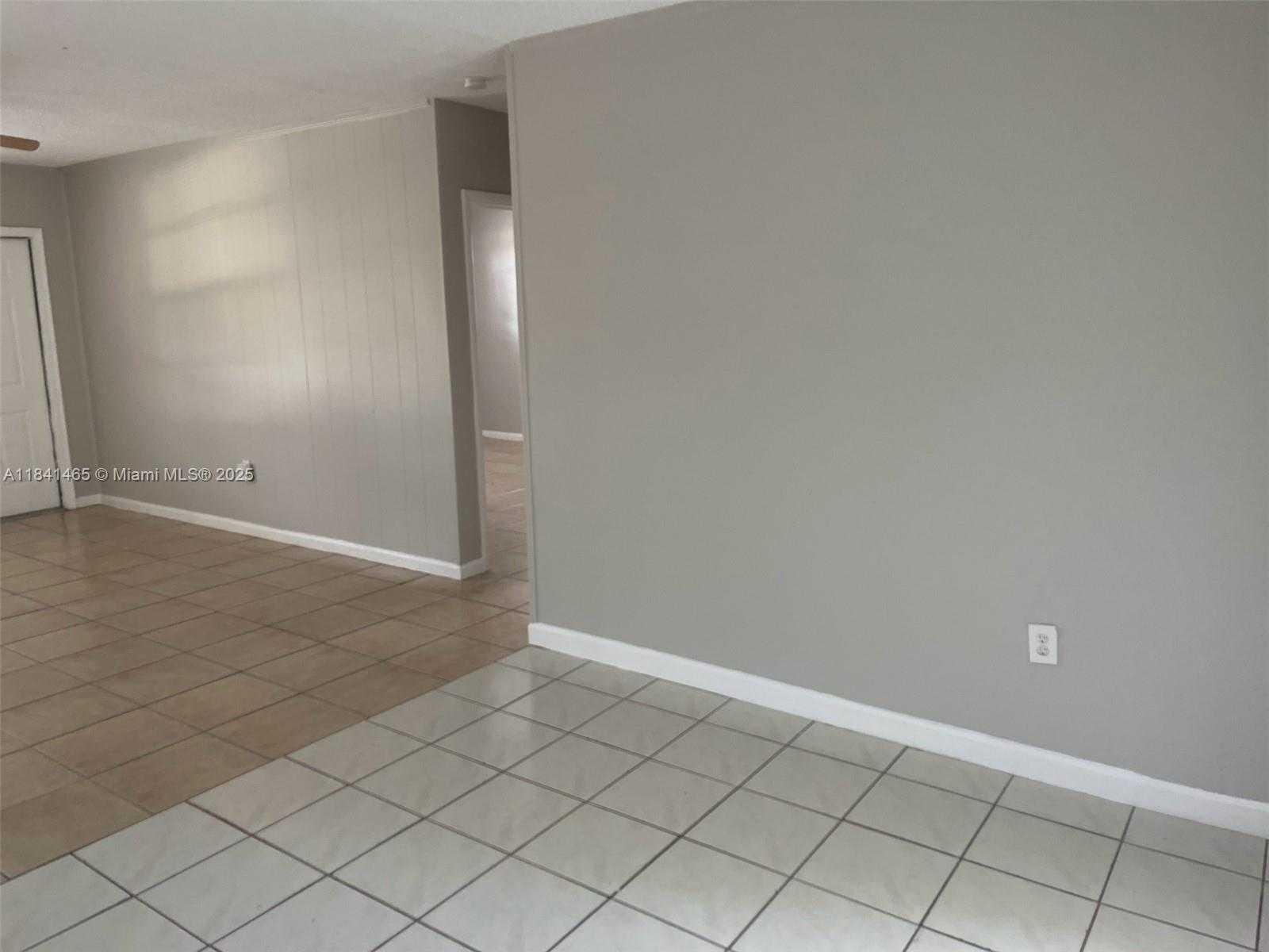 Small Image of 7420 NORTH FARRAGUT ST, Hollywood Number 12
