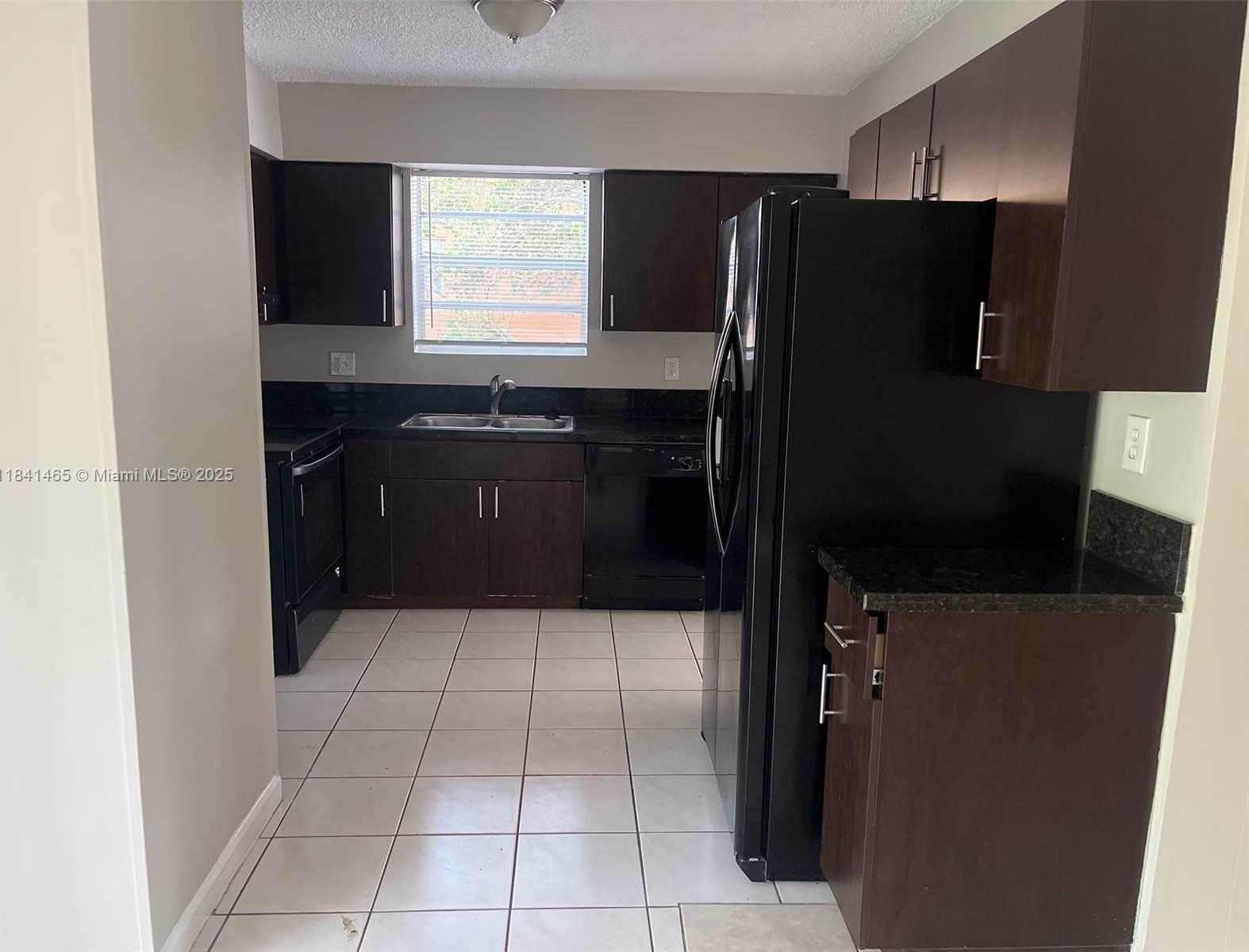 Small Image of 7420 NORTH FARRAGUT ST, Hollywood Number 8