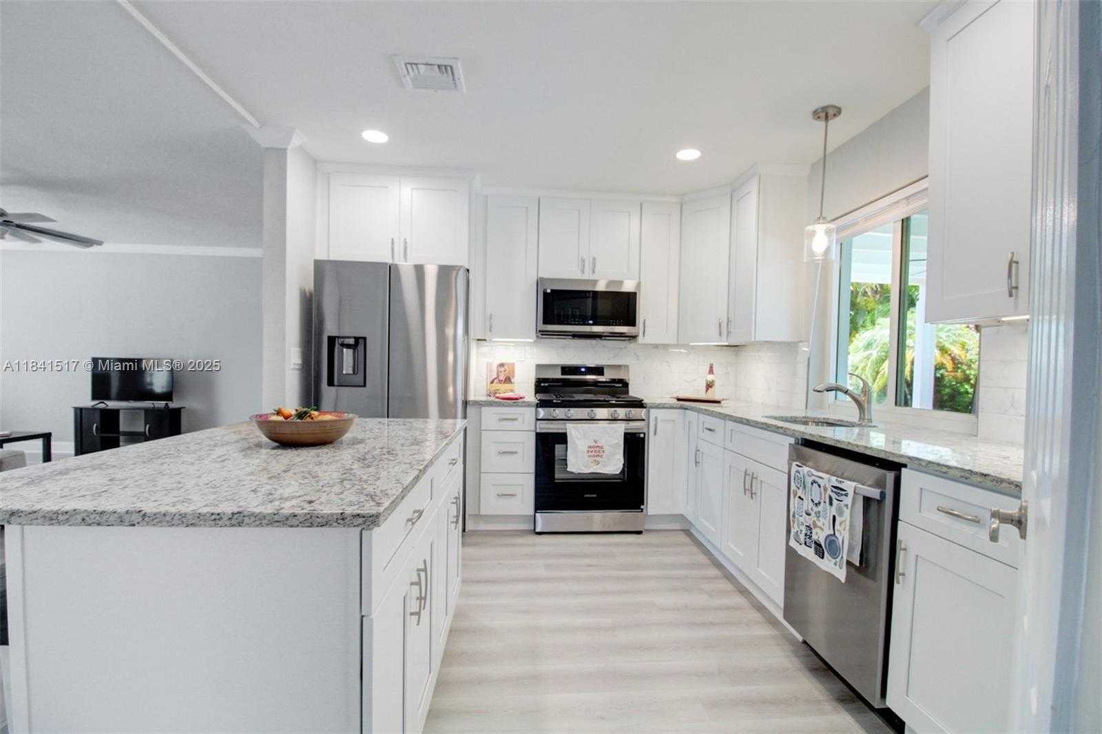 Small Image of 19820 SOUTH WEST 83RD AVE, Cutler Bay Number 10