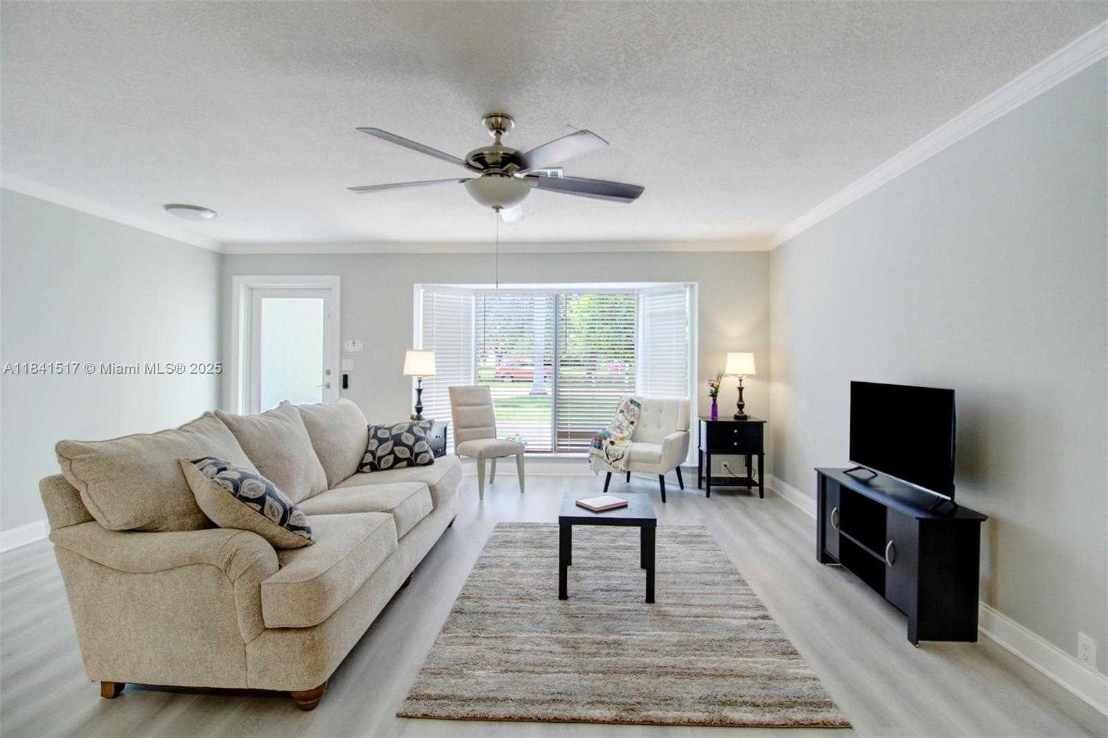 Small Image of 19820 SOUTH WEST 83RD AVE, Cutler Bay Number 6