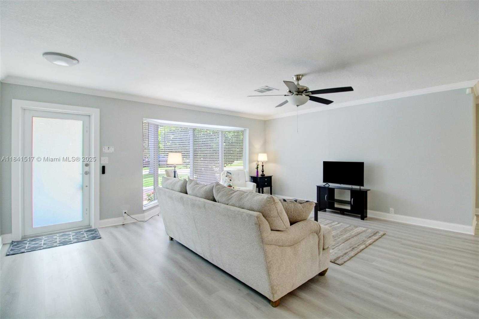 Small Image of 19820 SOUTH WEST 83RD AVE, Cutler Bay Number 7