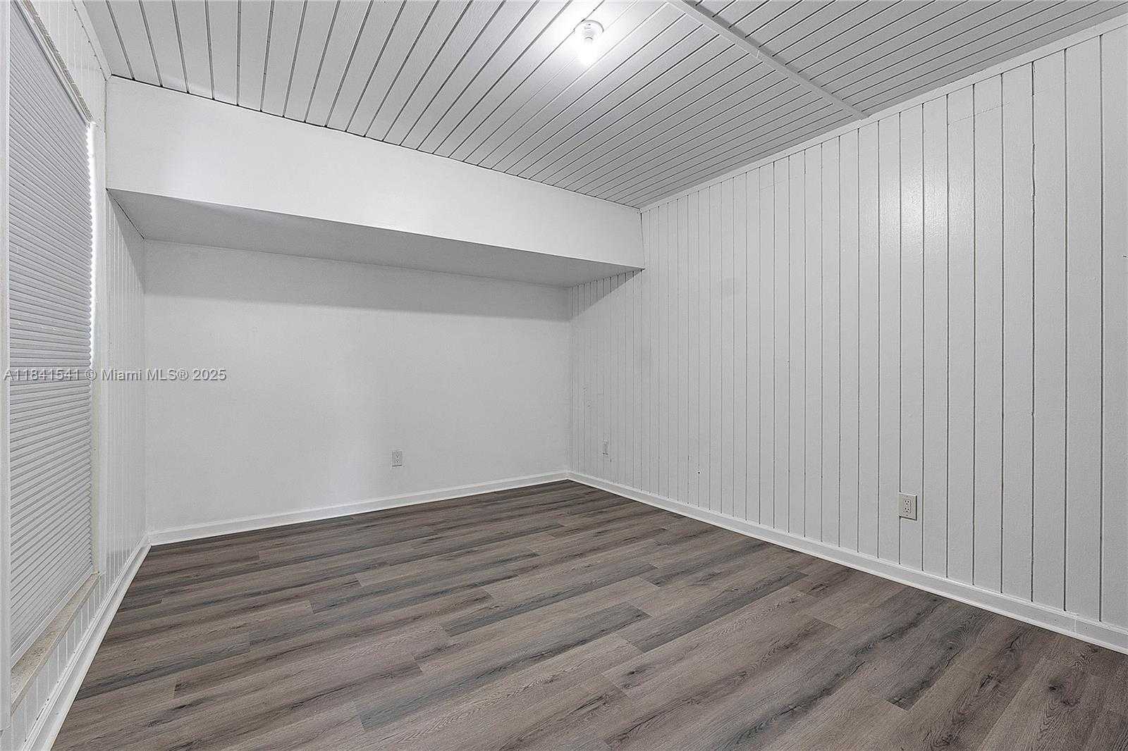 Small Image of 6703 BROOKWOOD BLVD, Tamarac Number 26