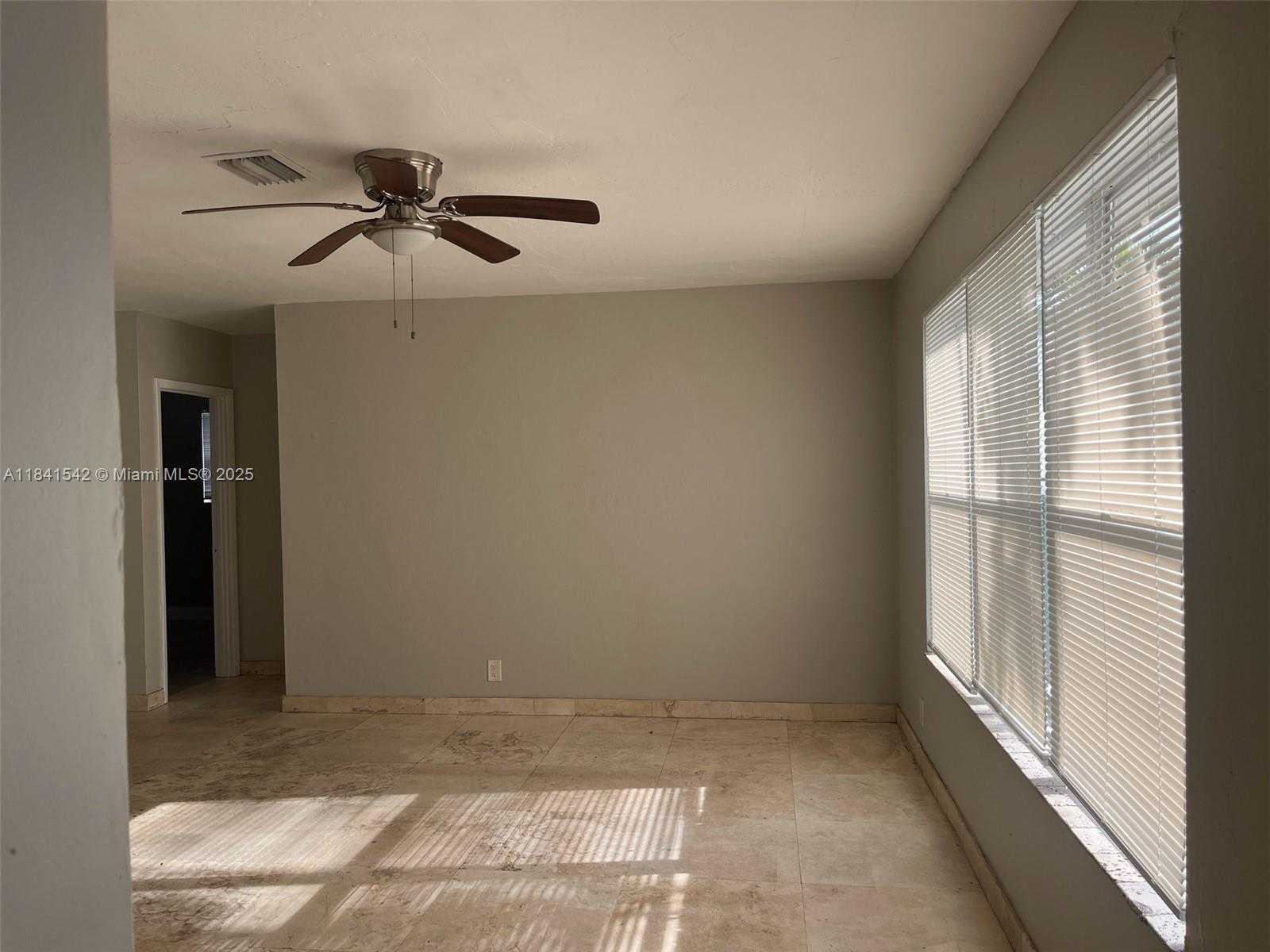 Small Image of 1450 NORTH 64TH AVE, Hollywood Number 2